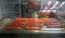 爆料烤肠视频